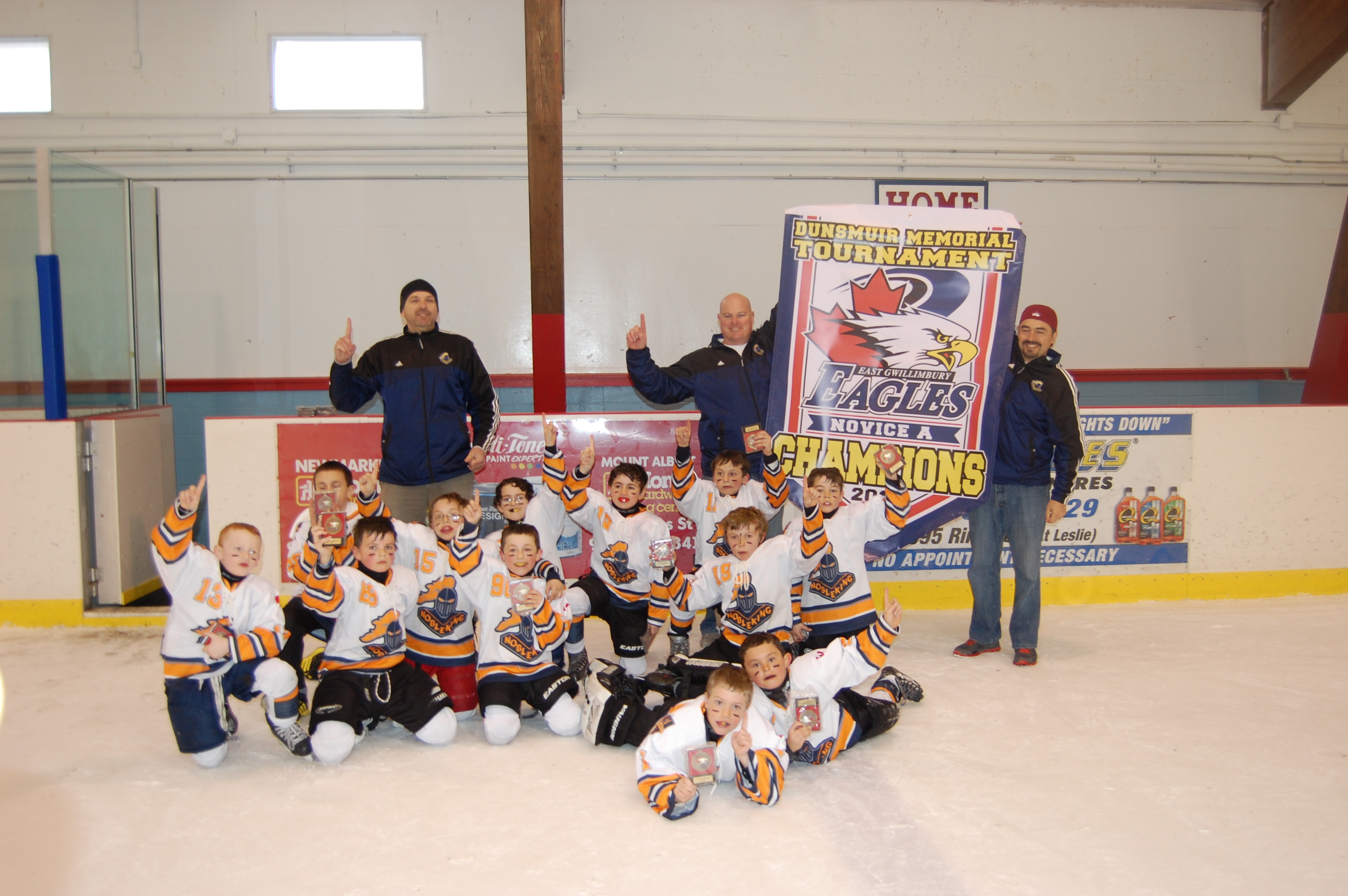 Novice A NobleKing Knights win Dunsmuir Memorial Tournament King